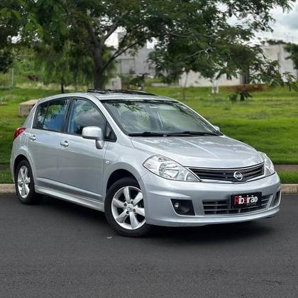 NISSAN TIIDA 1.8 SL 16V FLEX 4P MANUAL